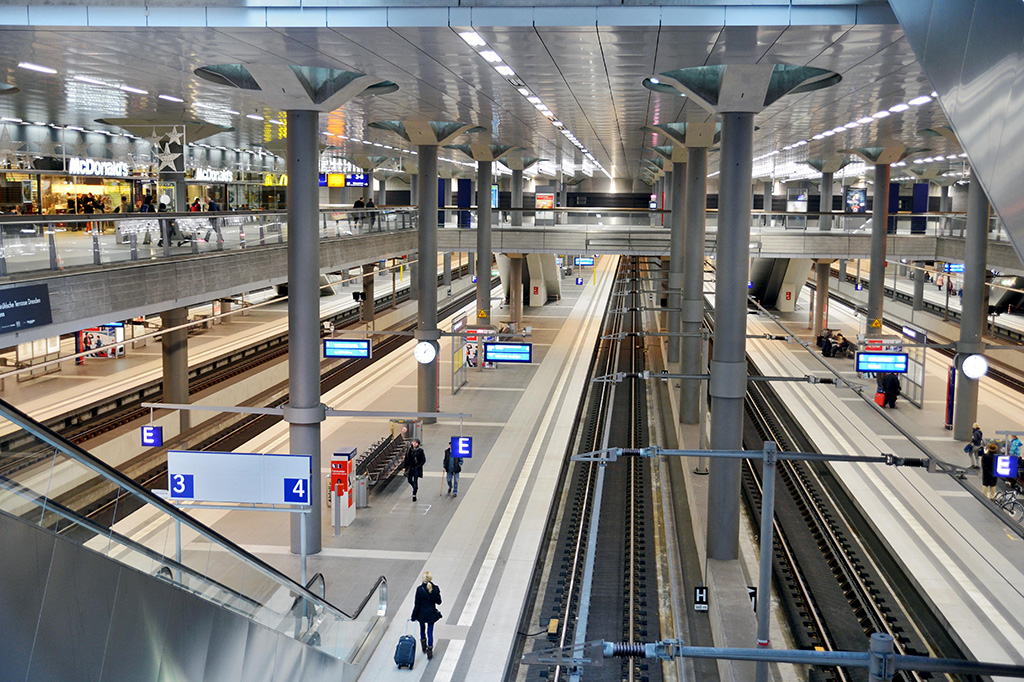 Gleise Berliner Hauptbahnhof