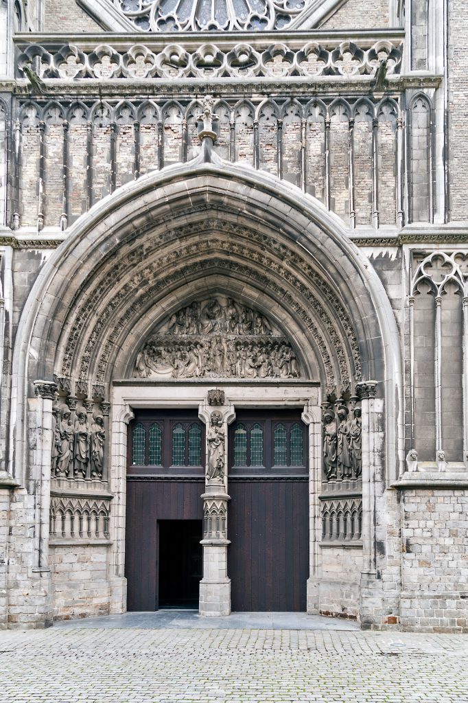 Portal an der Kathedrale