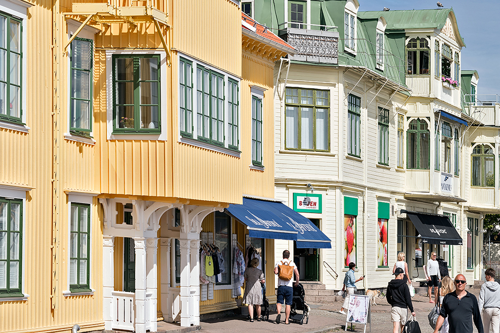 Shopping am Hafen in Marstrand