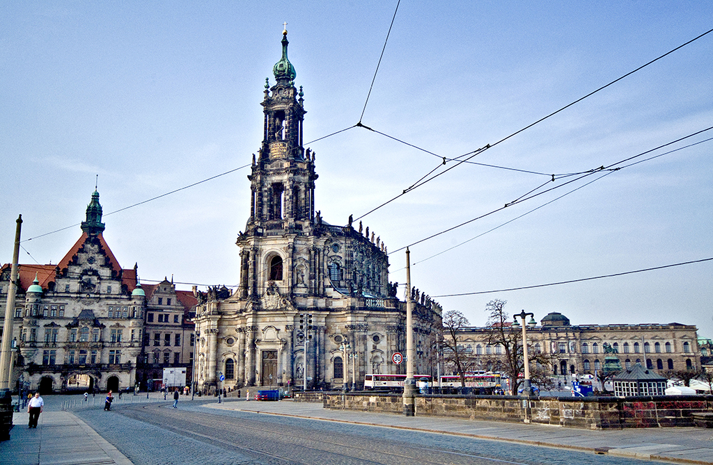 Hofkirche Dresden Frontansicht