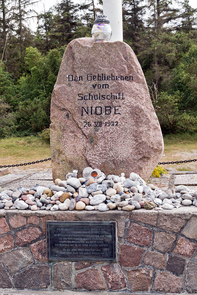 Gedenkstein für die Niobe