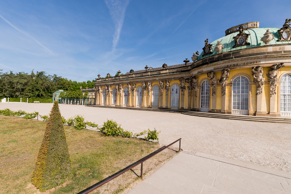 Linke Fassade Schloss Sanssouci