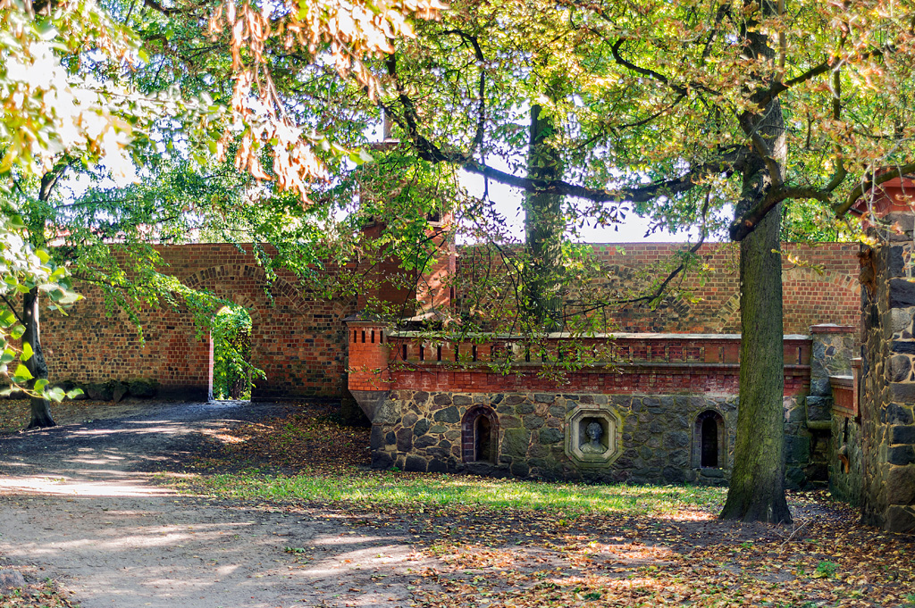 Stadtmauer am Tempelgarten