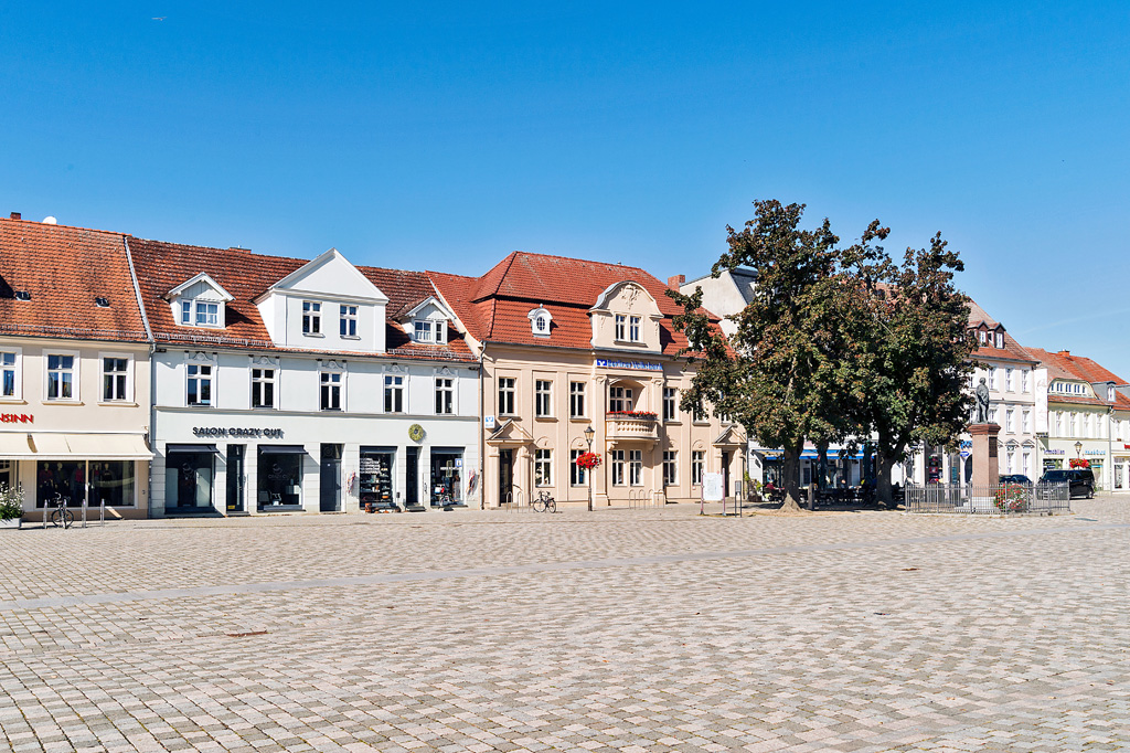 Häuser am Schulplatz Neuruppin