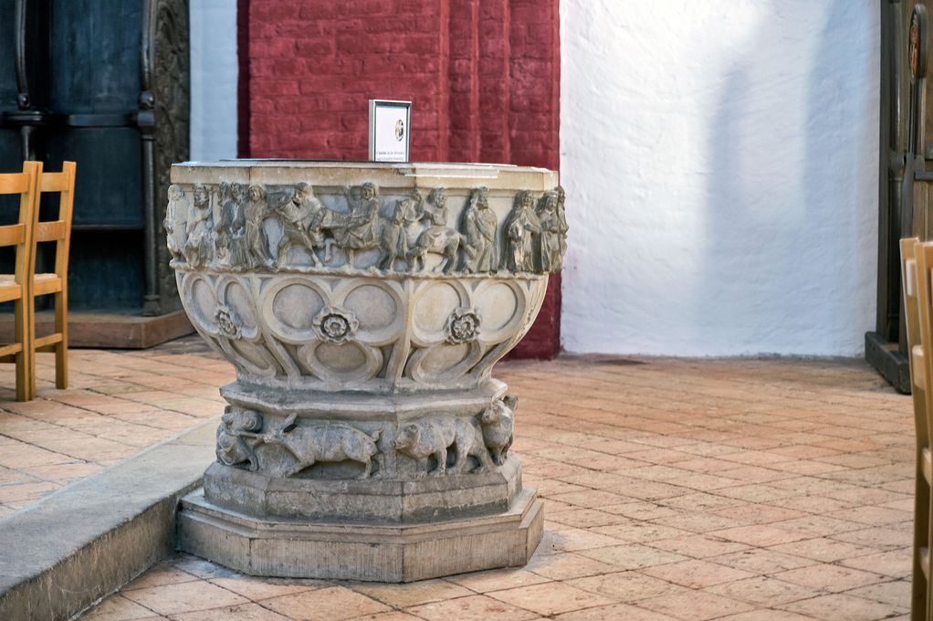 Taufbecken St. Peter und Paul Brandenburg