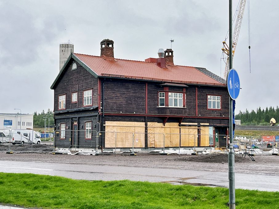 Altes Holzhaus im neuen Kiruna
