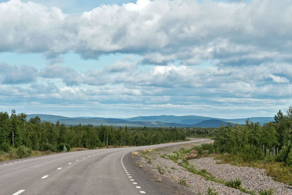 Taiga Richtung Nikkaluokta