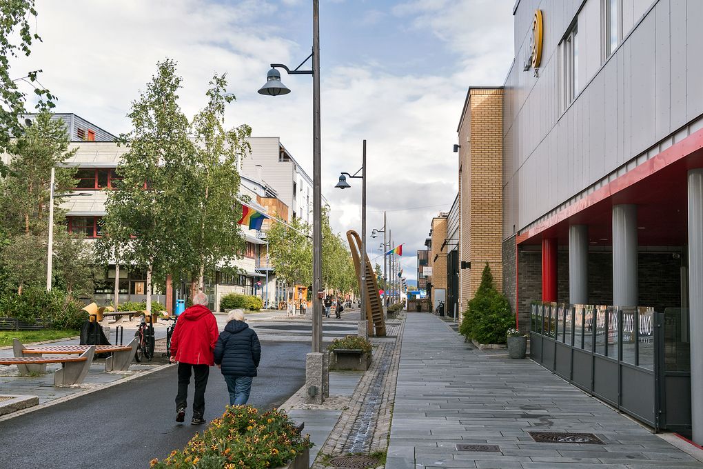 Auf dem Weg in die Innenstadt von Alta