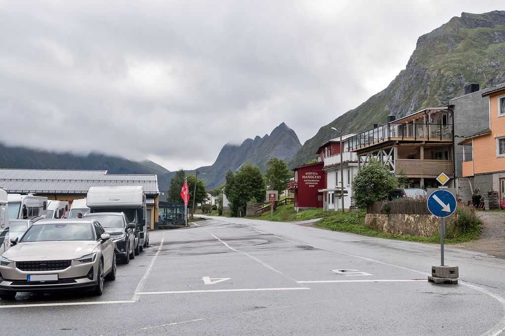 Anstellen für die Fähre