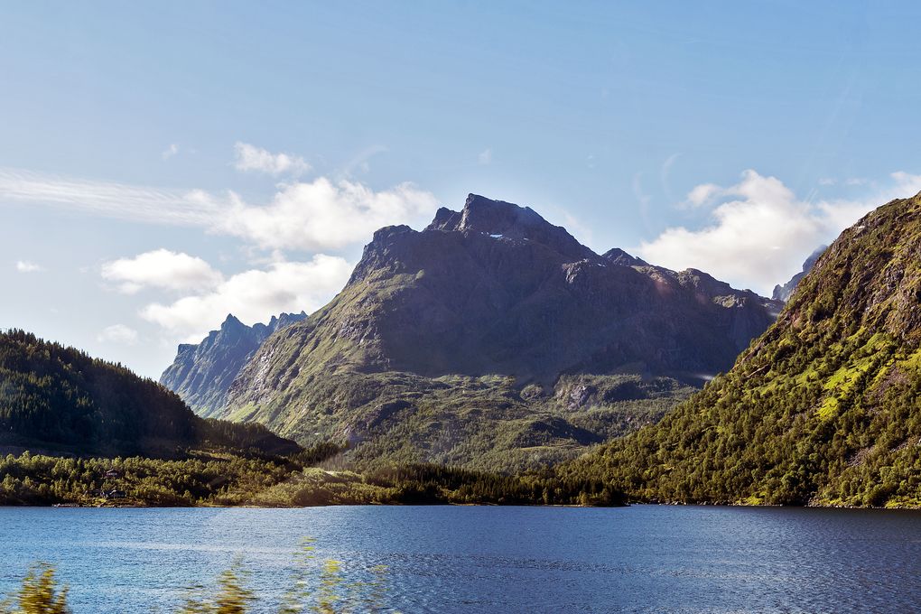 Majestätische Landschaft auf den Lofoten