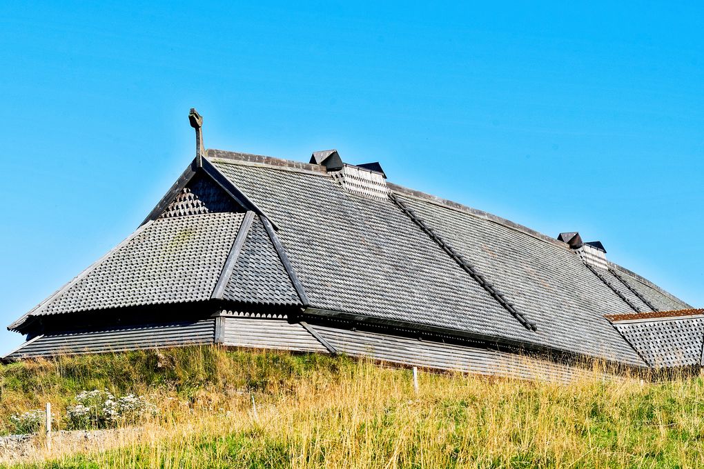 Nachbau Langhaus Lofotr