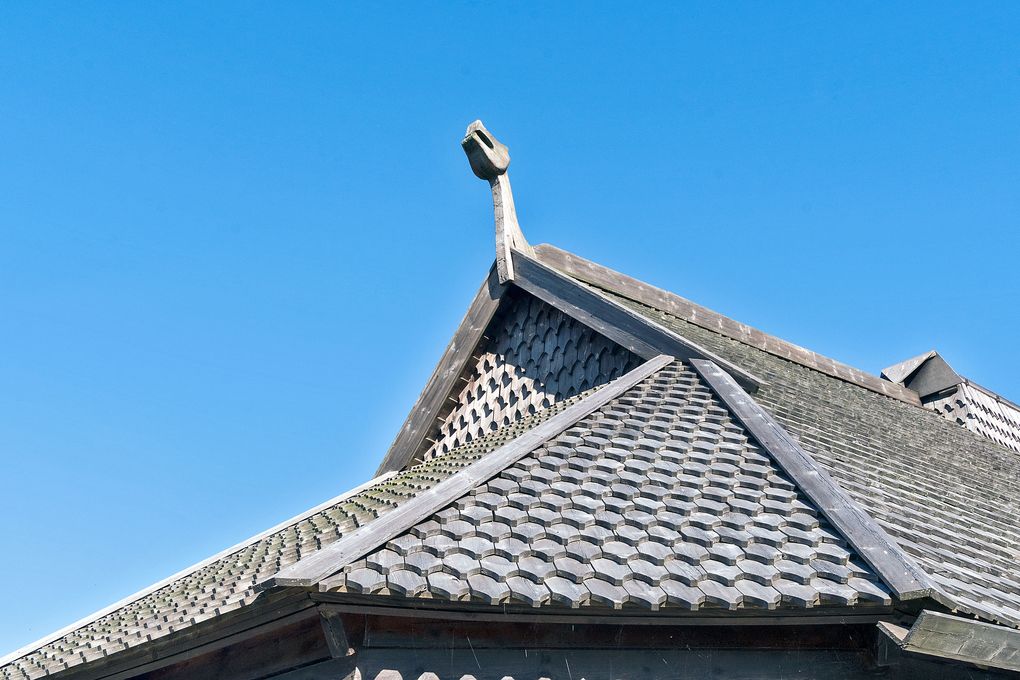 Dachansicht Langhaus Lofotr