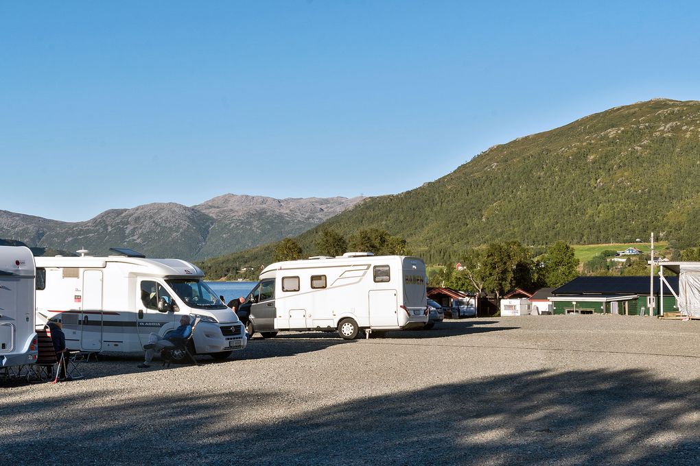 Schotterstellplatz Gullesfjord Camping