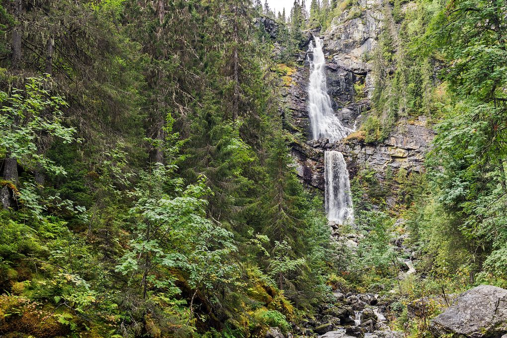 Er fällt in zwei Etappen